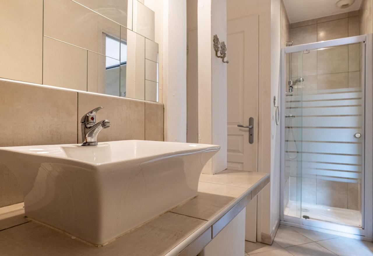 Carnot Duplex, Spacieux 3 Pieces Avec 2 Chambres Sur Les Rue Pietonnes Annecy Ngoại thất bức ảnh