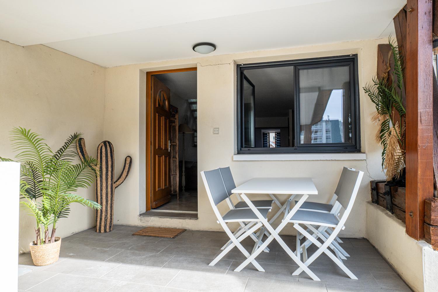 Carnot Duplex, Spacieux 3 Pieces Avec 2 Chambres Sur Les Rue Pietonnes Annecy Ngoại thất bức ảnh